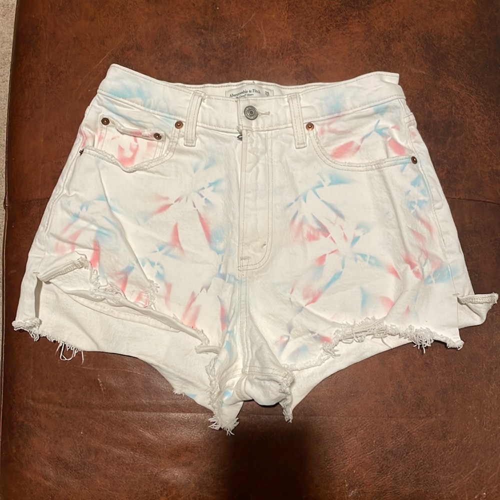 Abercrombie & Fitch Curve Love High Rise Cutoff Short